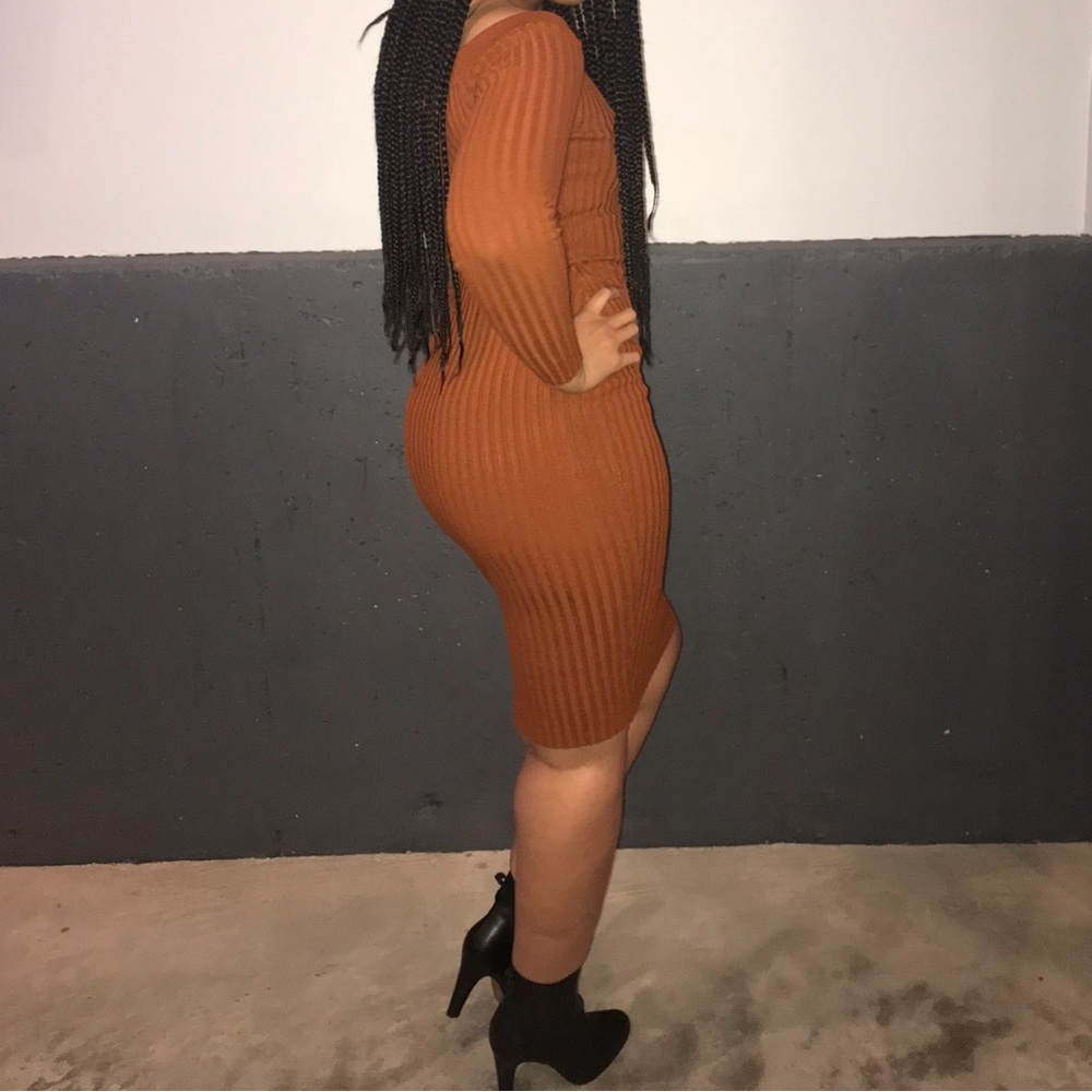 Burnt Orange Windsor Sweater Off Shoulder Dress - M - Picture 7 of 7